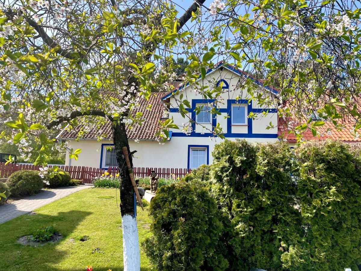 Old House Nida Hotel Eksteriør billede